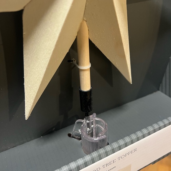 HOME | Studio McGee Target Wood Star Tree Topper NEW - Picture 7 of 9